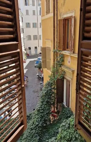 Pantheon Boutique Daire Roma