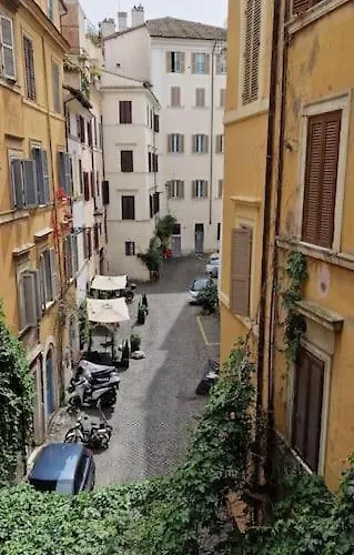 Pantheon Boutique Daire Roma